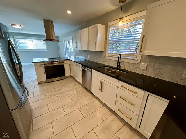 $2,500 | 154 Pearl Street, Carmel, IN 46032