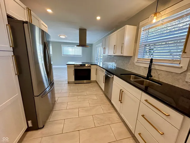 $2,500 | 154 Pearl Street, Carmel, IN 46032