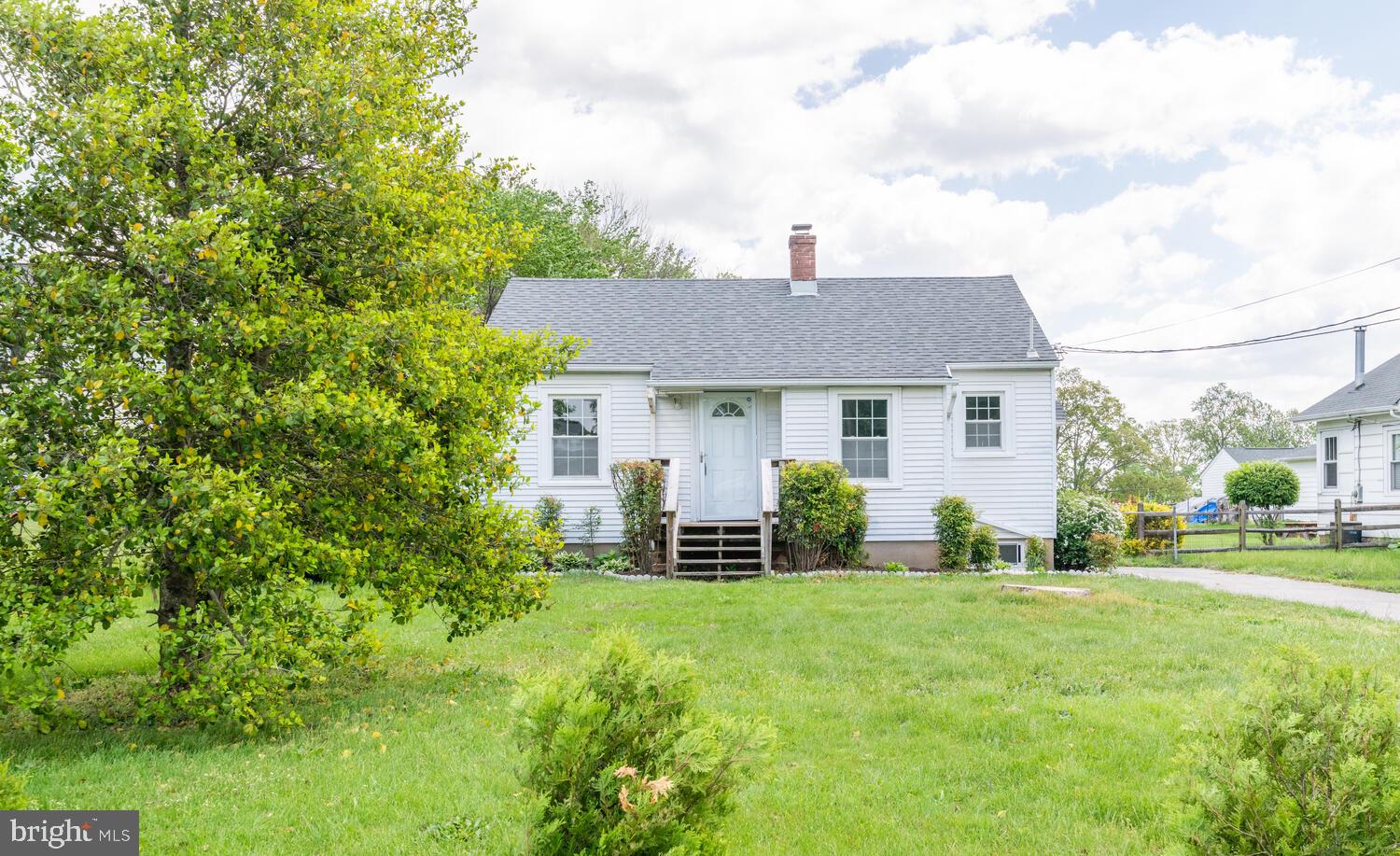 9411 Ox Road Lorton, VA 22079 - Photo 1 of 32 Gallery Image 1
