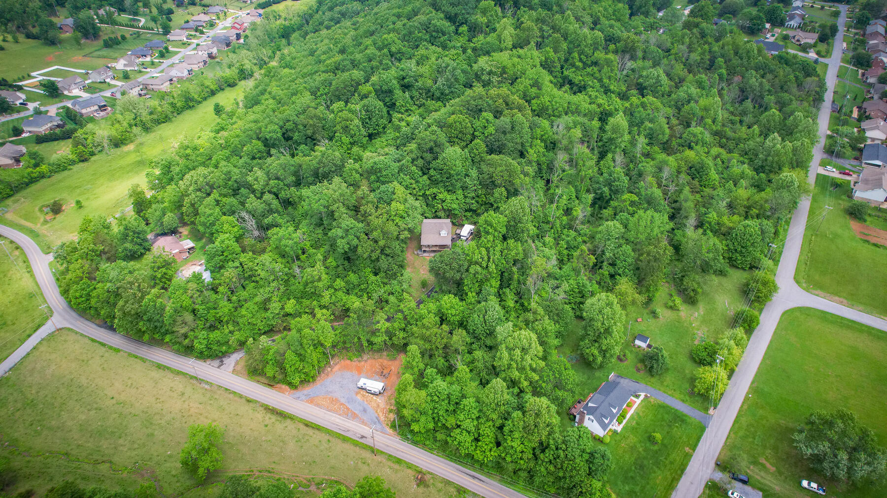 519 Free Hill Road Johnson City, TN 37615 - Photo 3 of 40 103