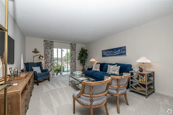 $3,100 | 7 Milligan Road, West Babylon, NY 11704