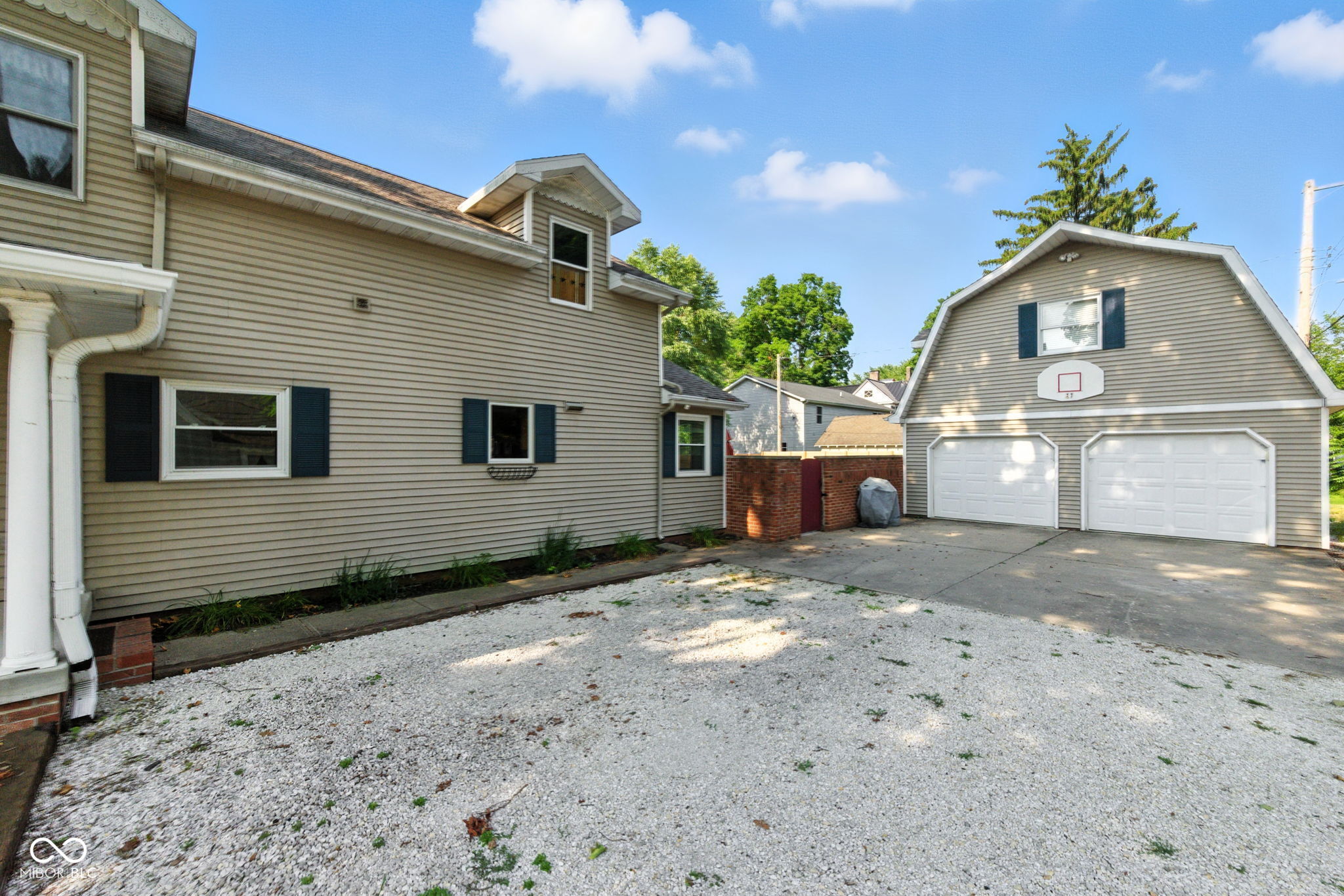 416 6th Street Covington, IN 47932 - Photo 4 of 48