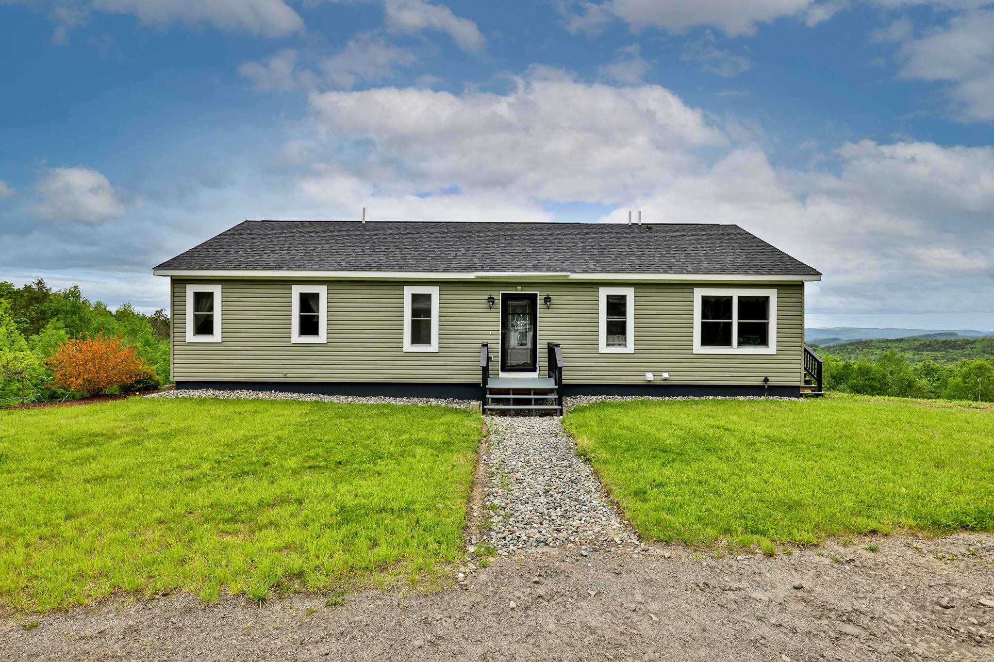 133 Rousseau Road Royalton, VT 05032 - Photo 3 of 53