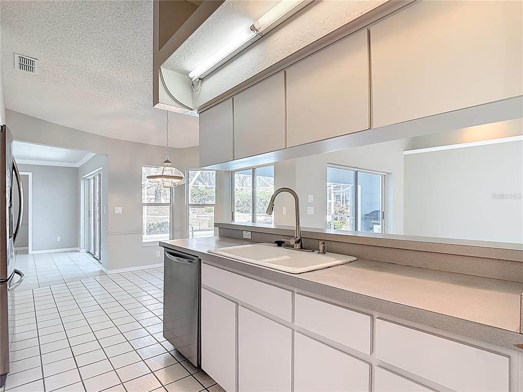 1039 Greenturf Road Spring Hill, FL 34608 - Photo 19 of 60