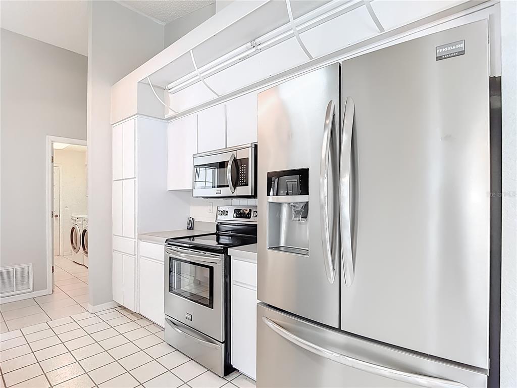 1039 Greenturf Road Spring Hill, FL 34608 - Photo 20 of 60