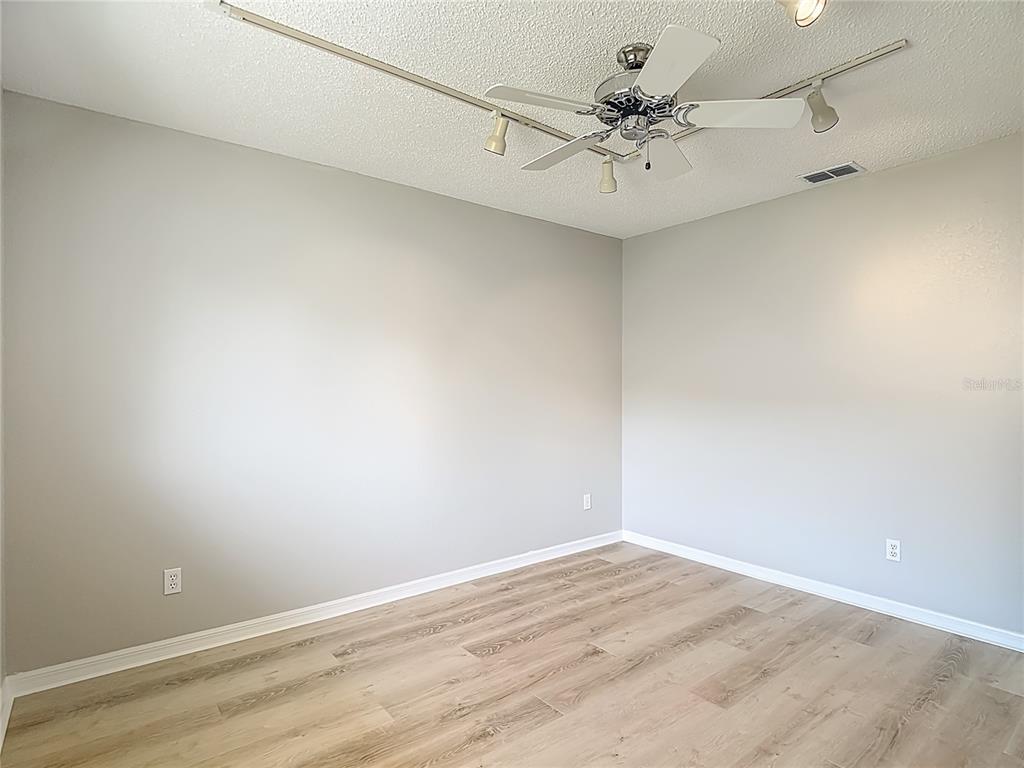 1039 Greenturf Road Spring Hill, FL 34608 - Photo 52 of 60