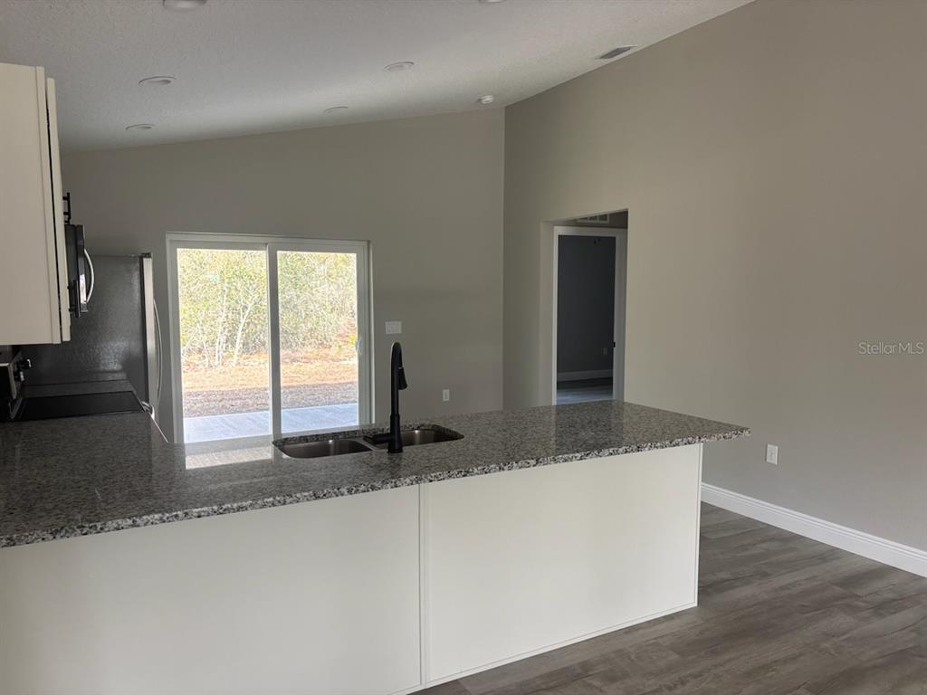 6642 North Roland Drive Dunnellon, FL 34433 - Photo 12 of 28