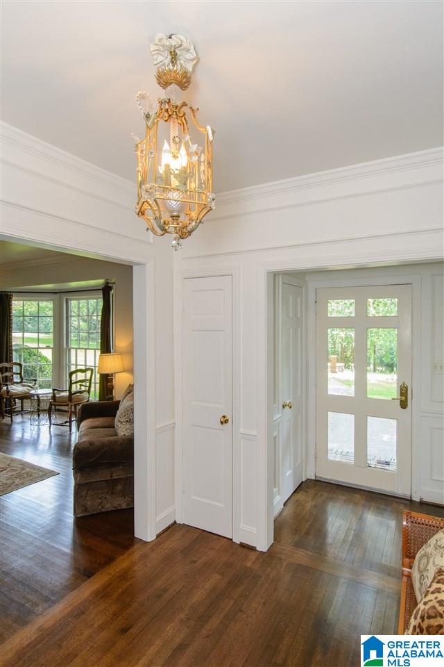 4228 Caldwell Mill Road Birmingham, AL 35243 - Photo 3 of 50