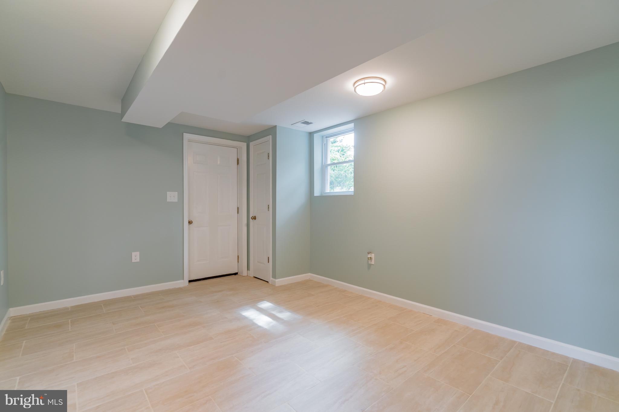 5519 Decatur Street Bladensburg, MD 20710 - Photo 24 of 30 Family room