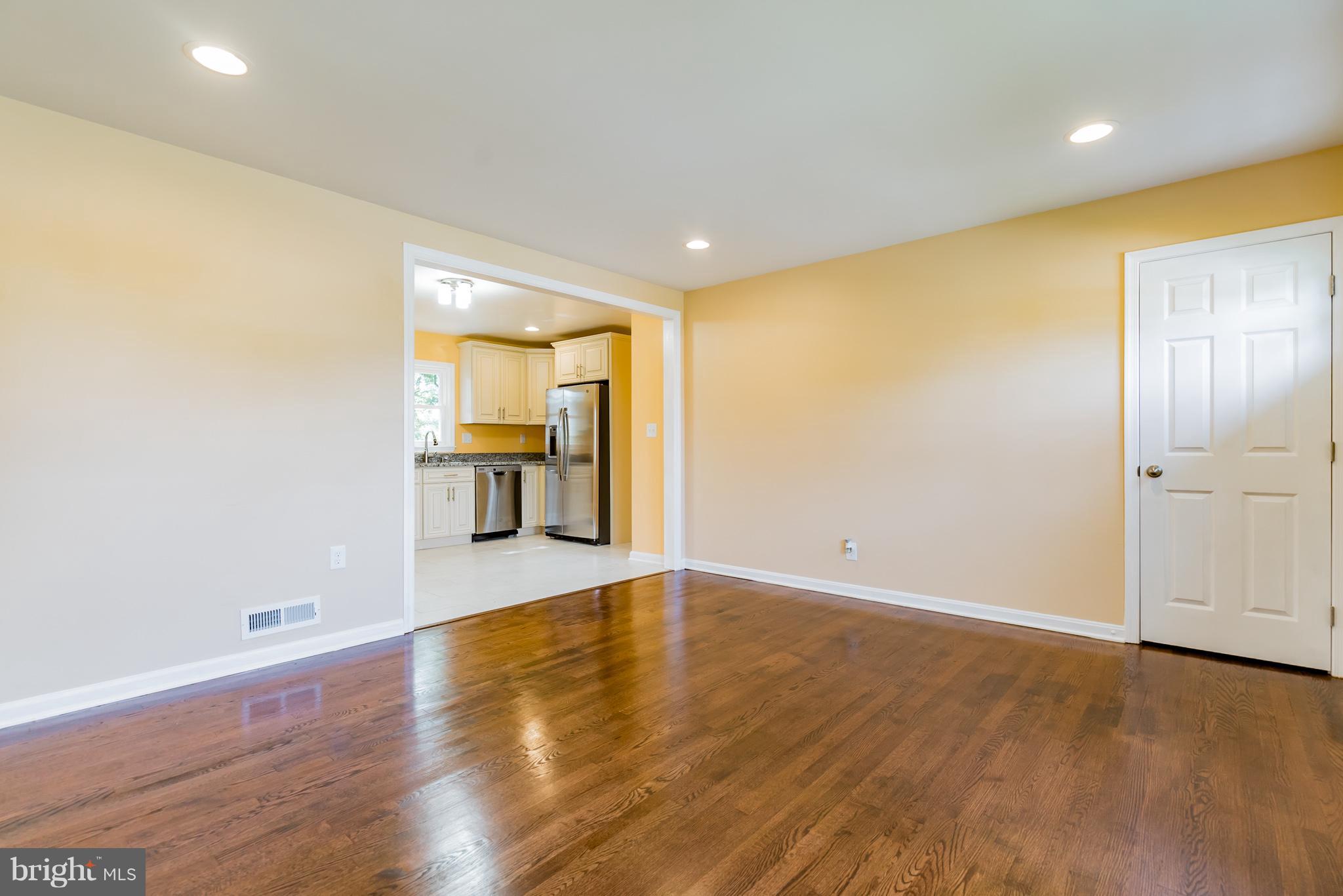 5519 Decatur Street Bladensburg, MD 20710 - Photo 8 of 30 Dining Room