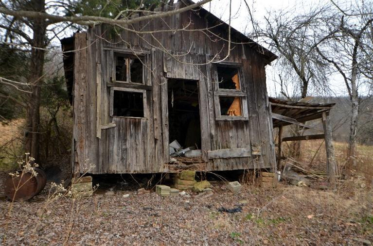 1709 Macedonia Road Irvine, KY 40336 - Photo 51 of 87 She is not much to look at, but this old