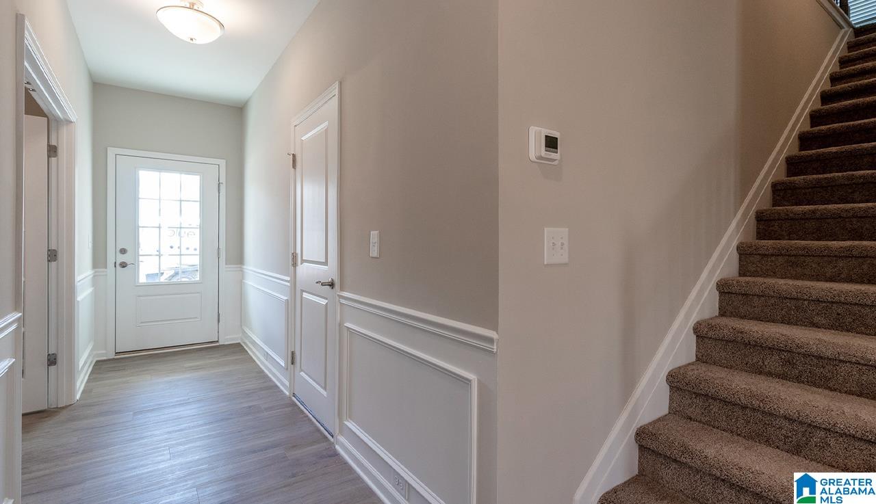 864 Ridgeway Avenue Columbiana, AL 35051 - Photo 5 of 14