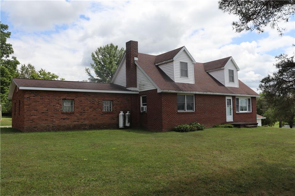 736 Muir Road Ligonier, PA 15658 - Photo 3 of 20 Gallery Image 3