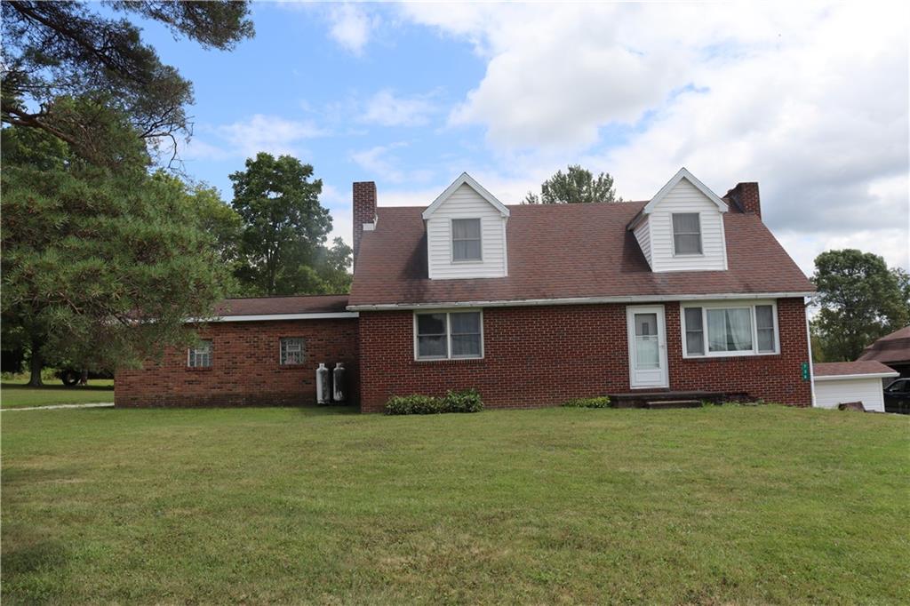 736 Muir Road Ligonier, PA 15658 - Photo 4 of 20 Gallery Image 4