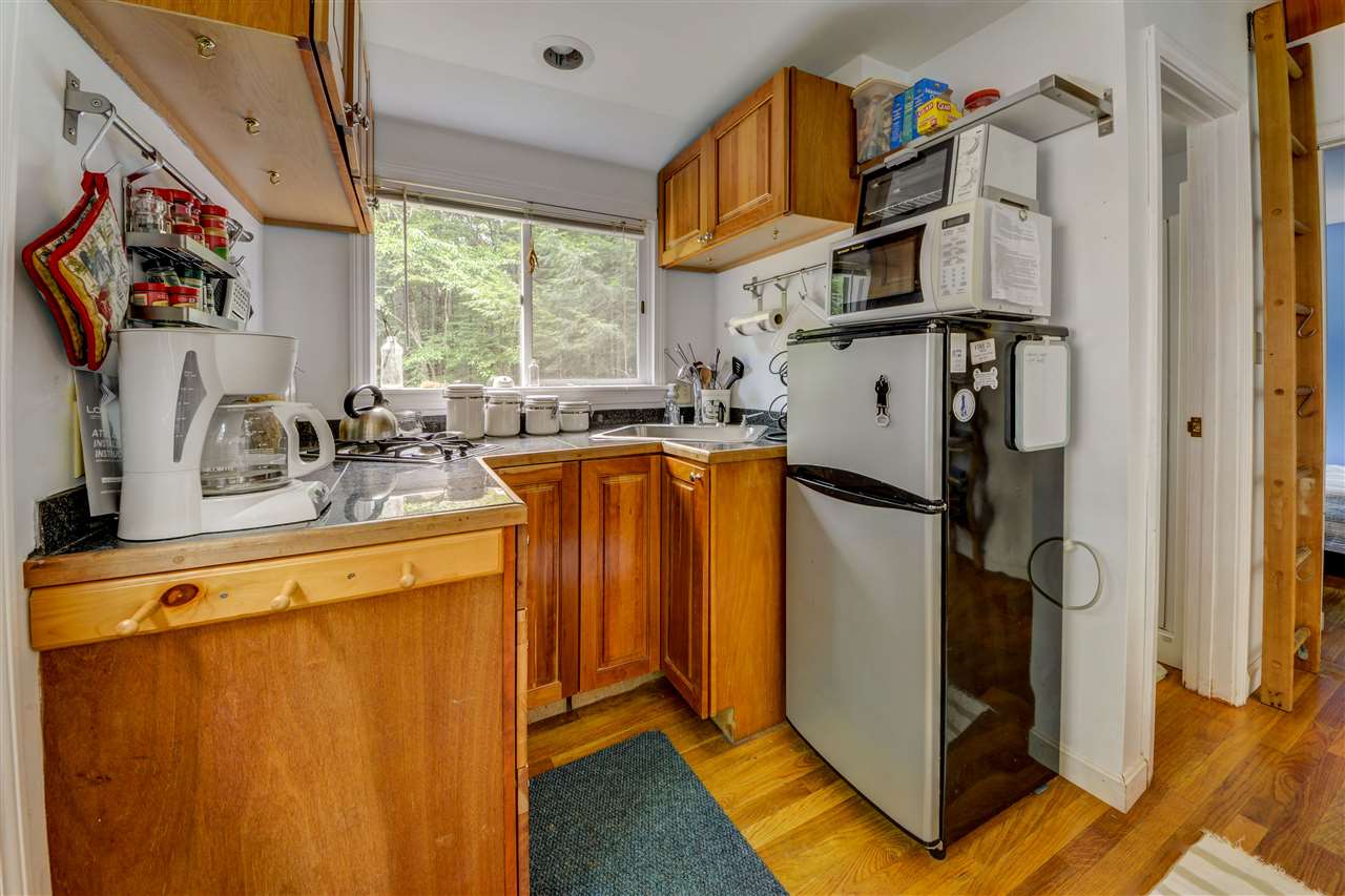 407 Passaconaway Road Conway, NH 03818 - Photo 9 of 19