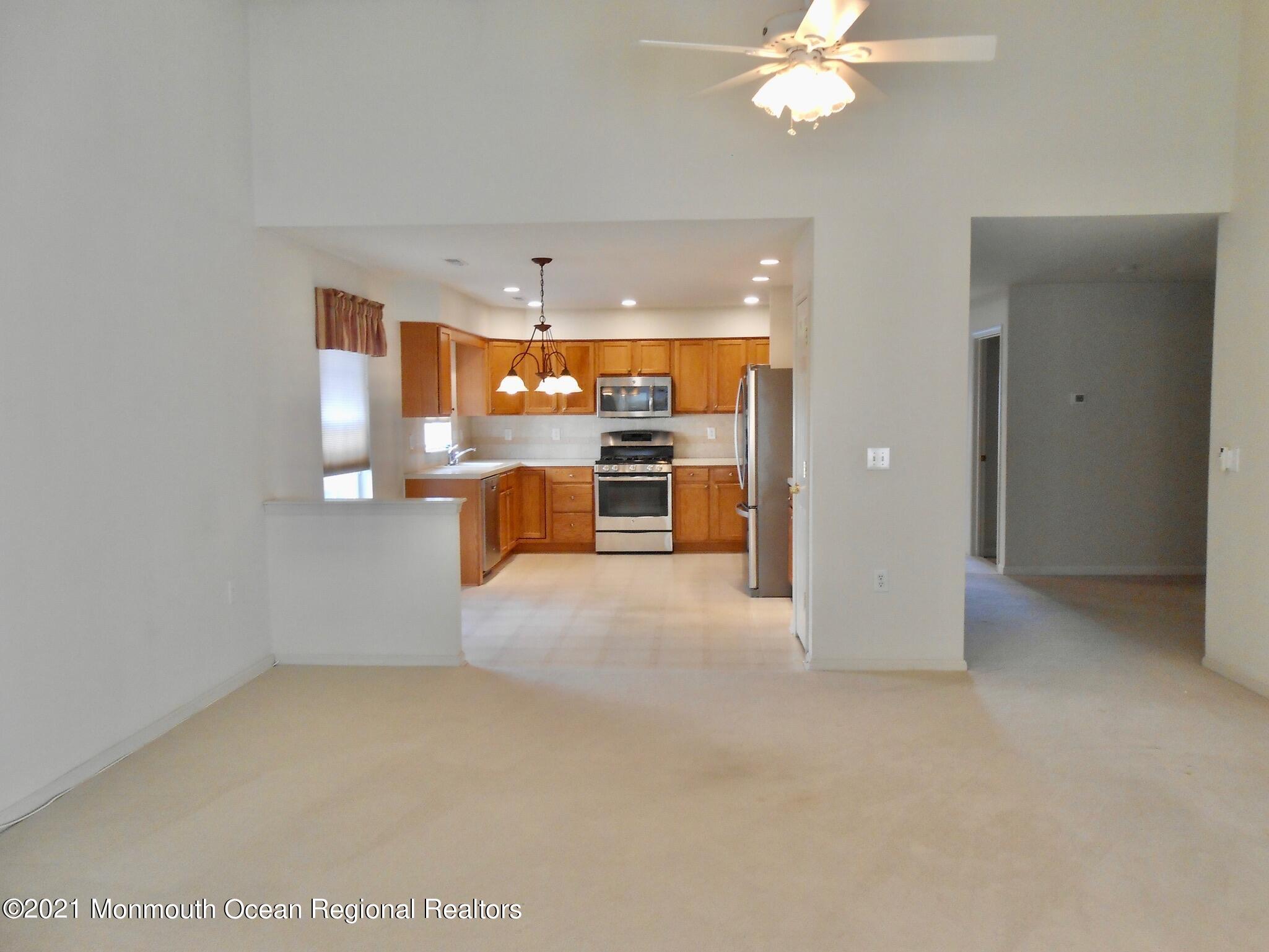32 Congressional Road Jackson, NJ 08527 - Photo 5 of 15 A0877D7E-5F34-4555-A64E-87D2EBE06AAC