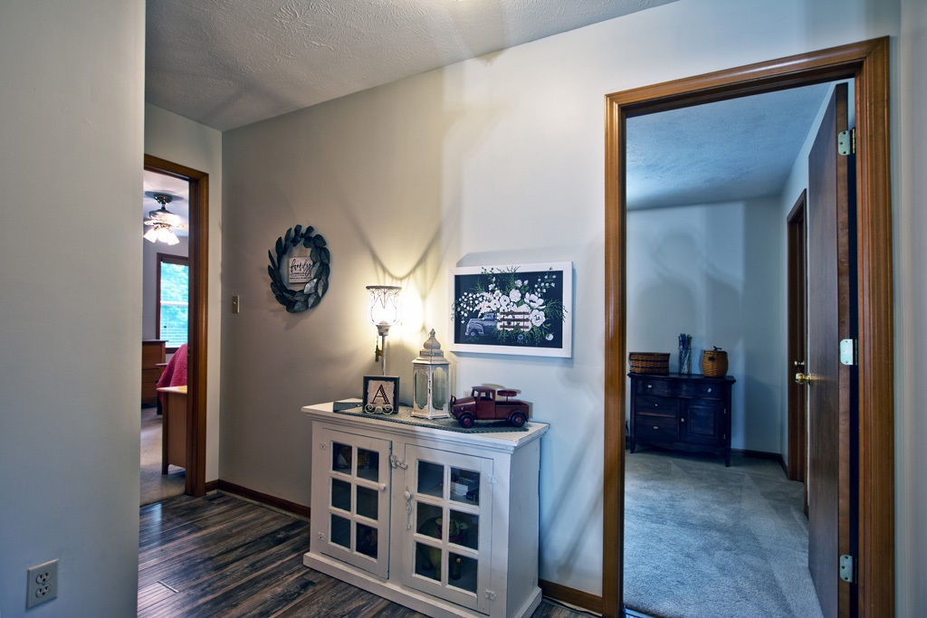 53368 Old Farm Road Elkhart, IN 46514 - Photo 10 of 28 Gallery Image 10
