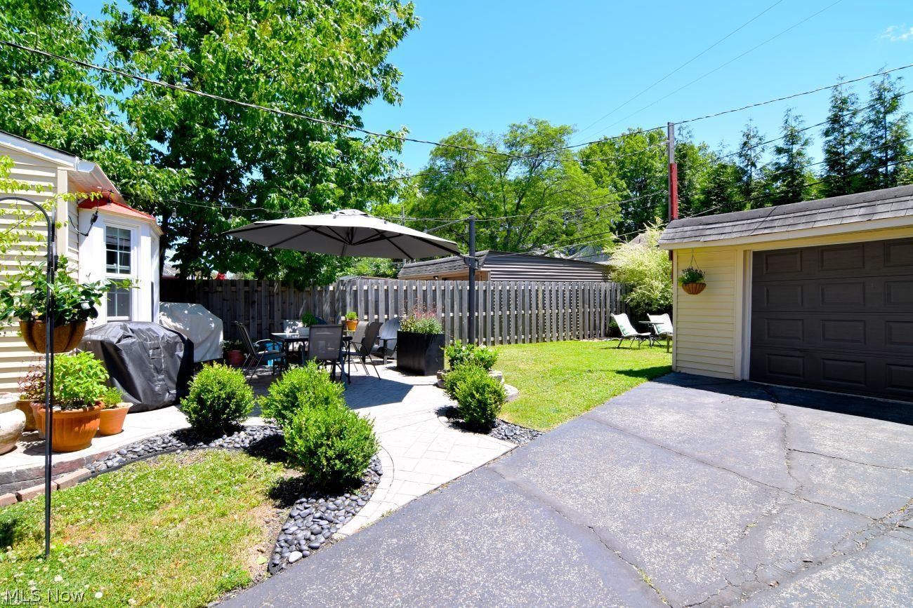 4190 Bushnell Road University Heights, OH 44118 - Photo 35 of 37