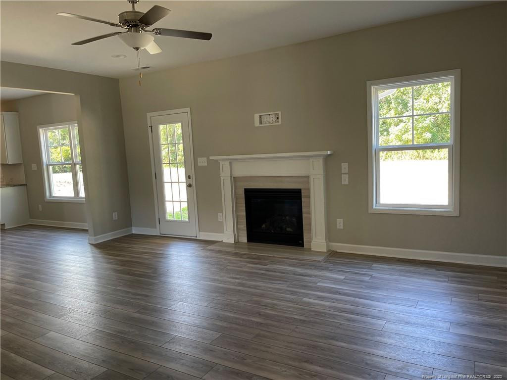 6833 Running Fox Road Hope Mills, NC 28348 - Photo 6 of 40 Photo 6