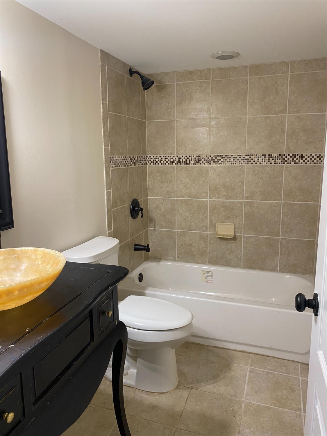 6804 Yankee Road Middletown, OH 45044 - Photo 19 of 25