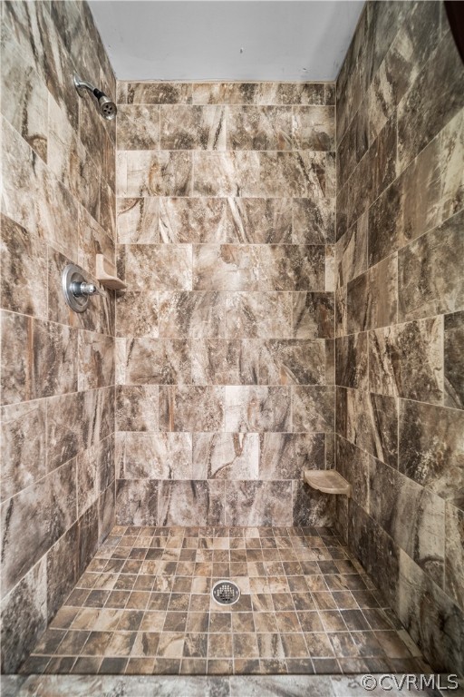 4833 Wilconna Road Chesterfield, VA 23832 - Photo 25 of 29 a bathroom with a shower