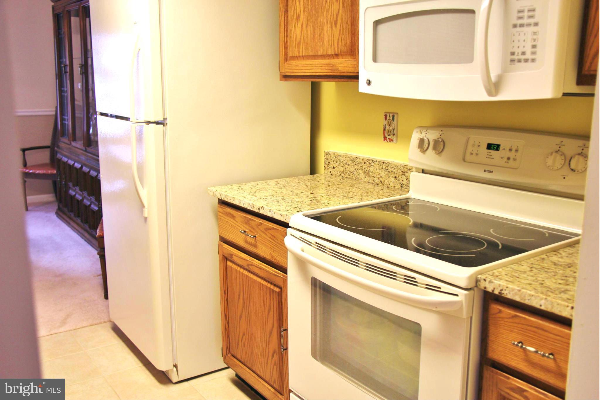 13969 Baton Rouge Court Centreville, VA 20121 - Photo 11 of 20 a utility room with dryer and washer