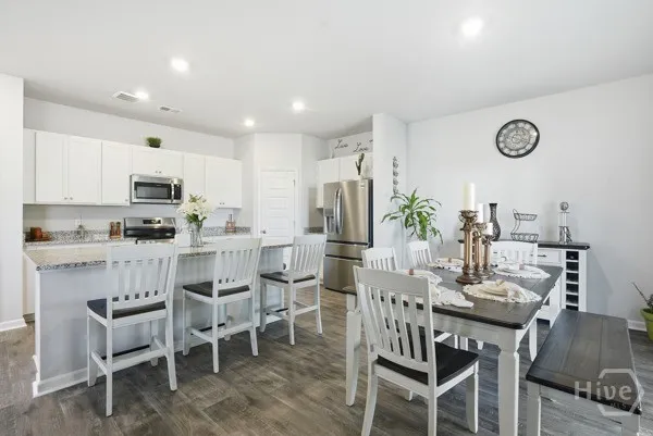 $2,700 | 100 Amethyst Drive, Bloomingdale, GA 31302