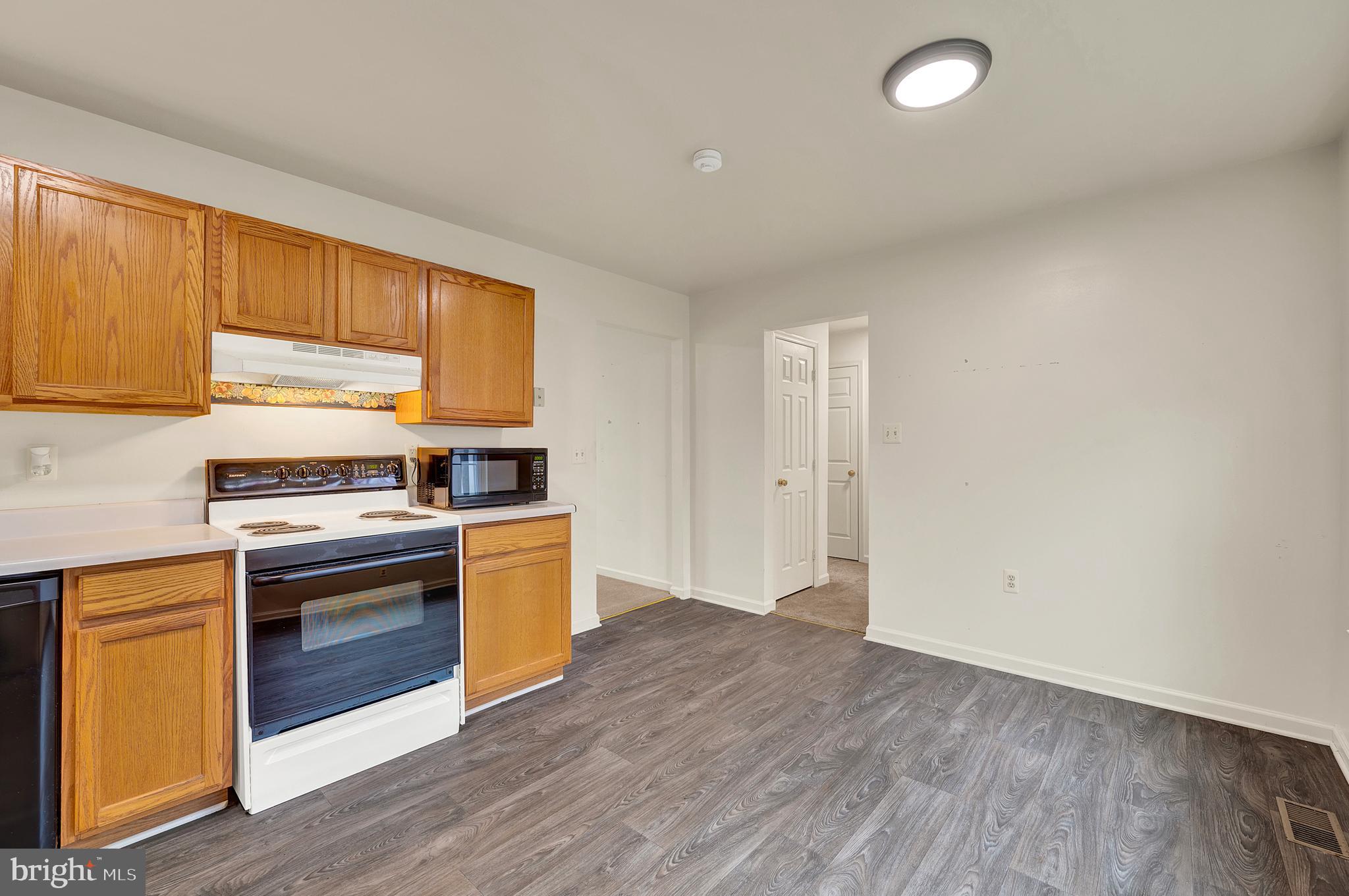 115 Ranson Estates Circle Ranson, WV 25438 - Photo 11 of 41