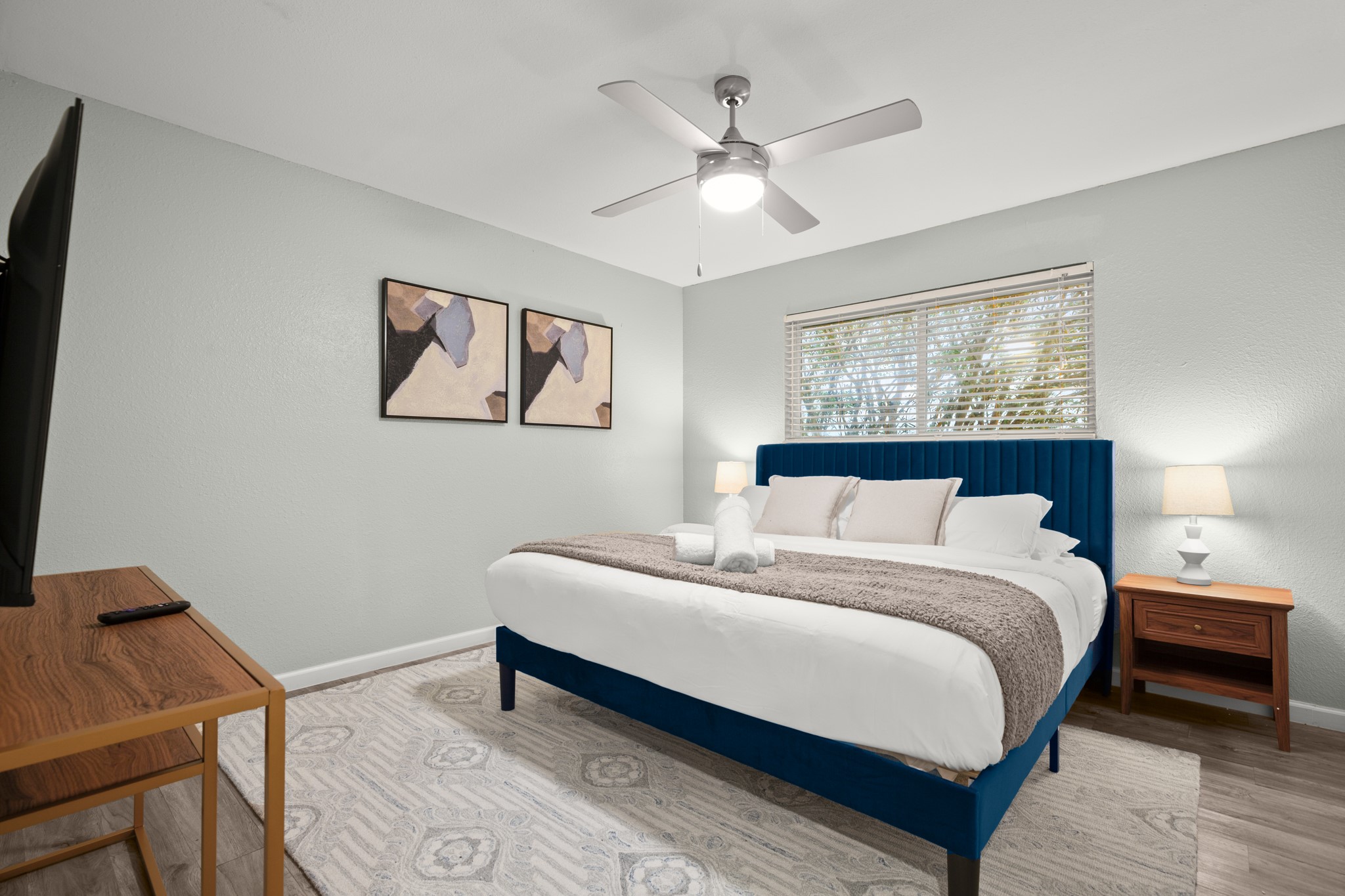 6812 South Congress Avenue, Unit 209 Austin, TX 78745 - Photo 3 of 11 Bedroom
***Image may be from a different unit at the same apartment complex.