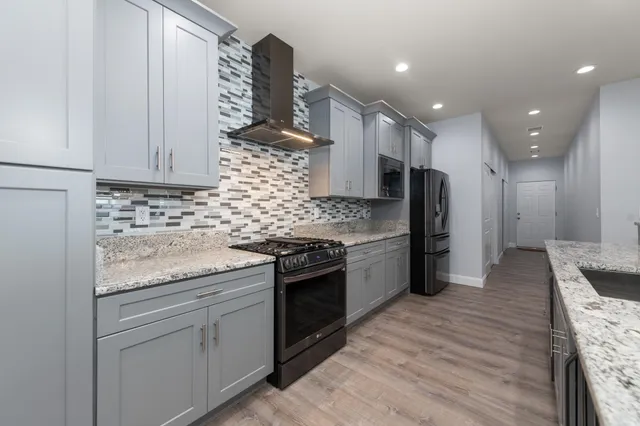 $888,888 | 60 Deer Crossing Way, Errol, NH 03579