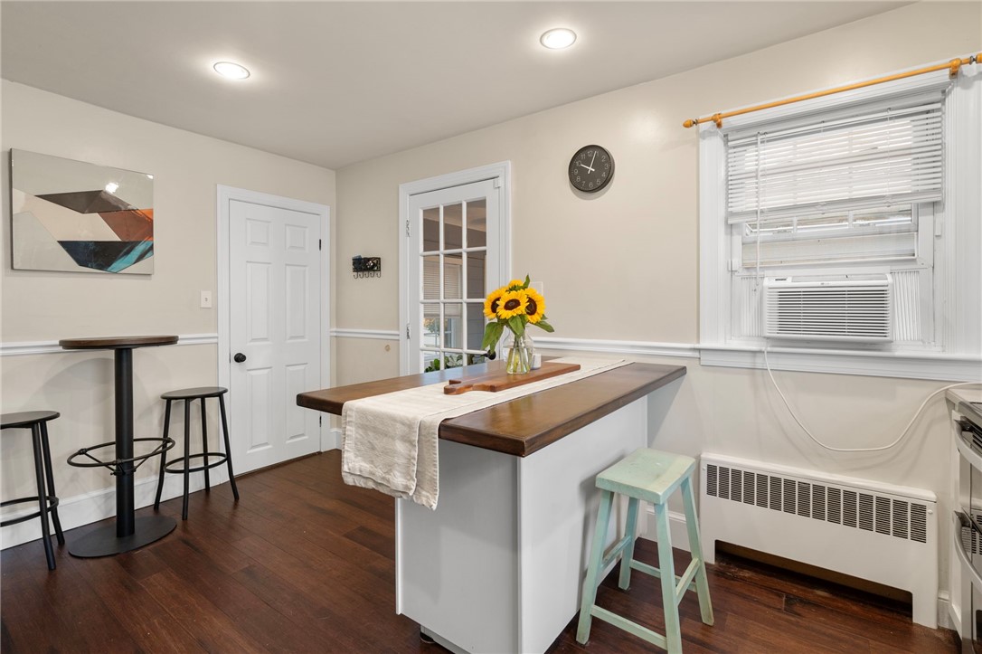 55 Scarborough Road Pawtucket, RI 02861 - Photo 8 of 26 Gallery Image 8