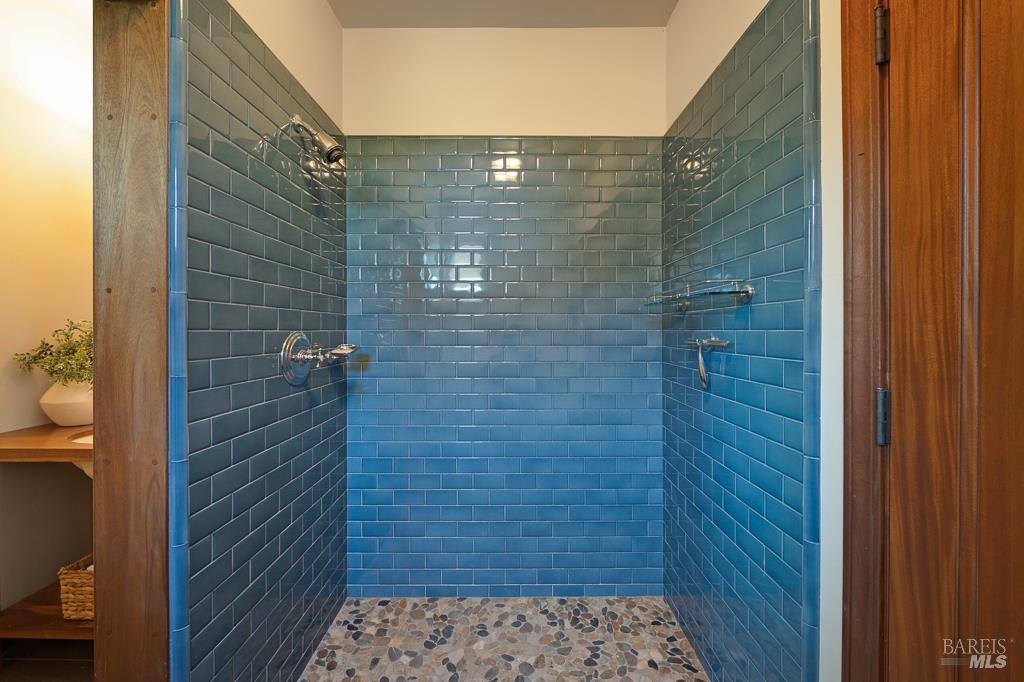 Undisclosed Address Healdsburg, CA 95448 - Photo 31 of 60