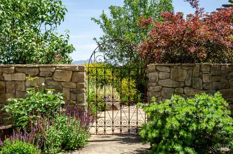 $8,495,000 | Undisclosed Address, Healdsburg, CA 95448