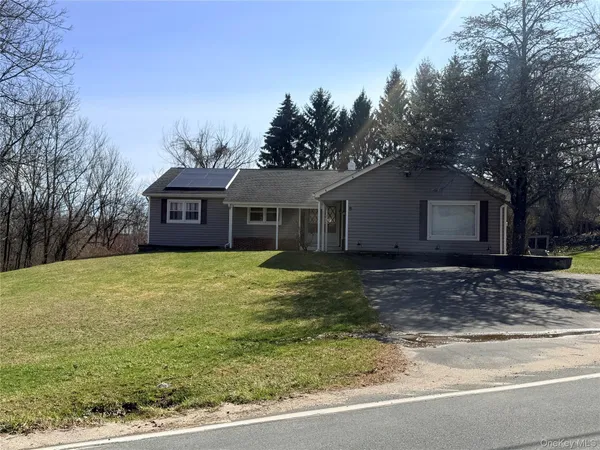 $560,000 | 77 Upper Road, Middletown, NY 10940
