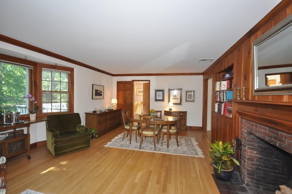 7 Carley Road Lexington, MA 02421 - Photo 5 of 24