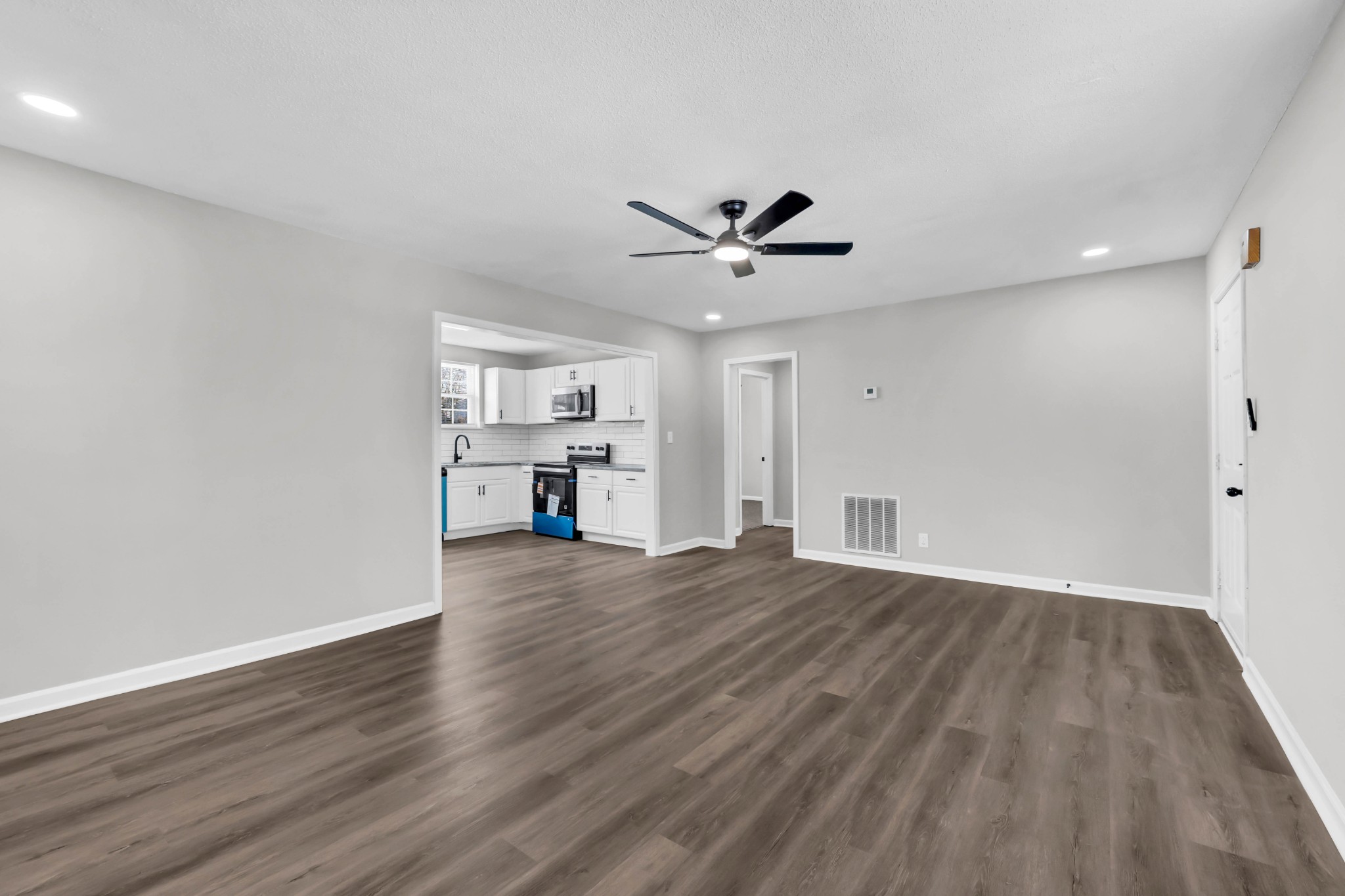 2622 Union Hall Road Clarksville, TN 37040 - Photo 4 of 20