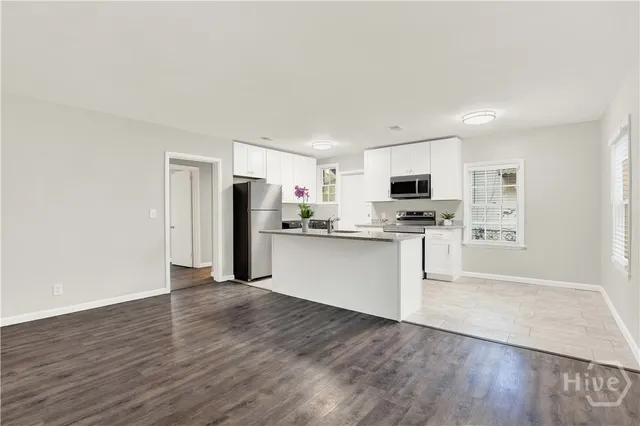 $1,650 | 1309 East 55th Street, Savannah, GA 31404