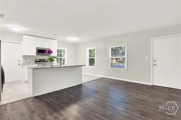 $1,650 | 1309 East 55th Street, Savannah, GA 31404