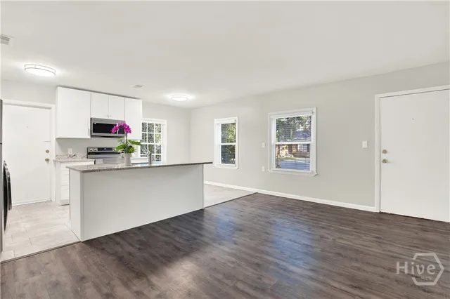 $1,650 | 1309 East 55th Street, Savannah, GA 31404