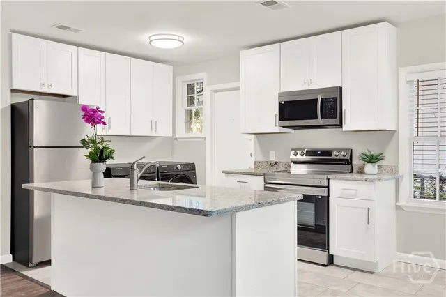 $1,650 | 1309 East 55th Street, Savannah, GA 31404