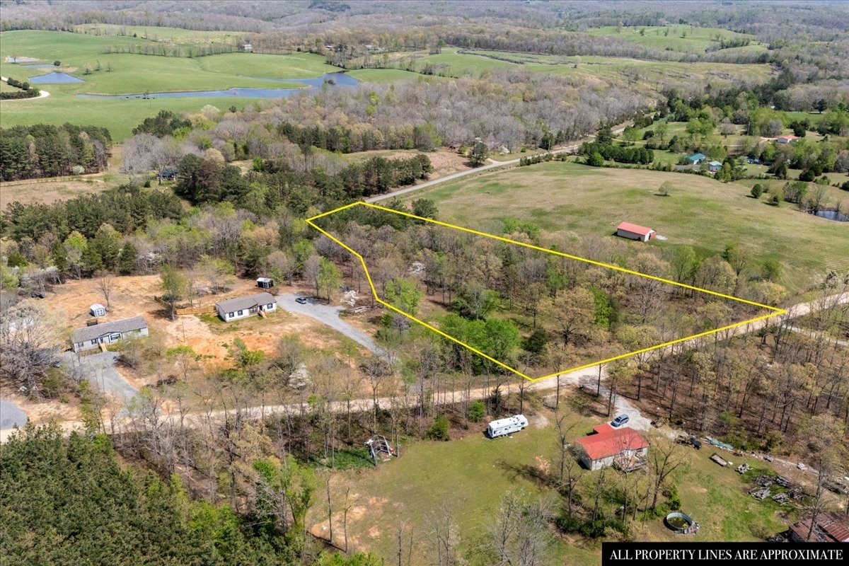 1837 Humphreys Co Line Road Dickson, TN 37055 - Photo 8 of 14 a view of outdoor space and yard