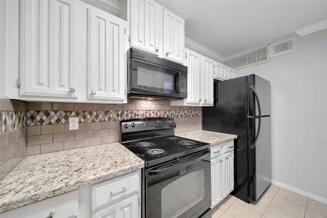 $139,990 | 3500 Tangle Brush Drive, Unit 37, Spring, TX 77381