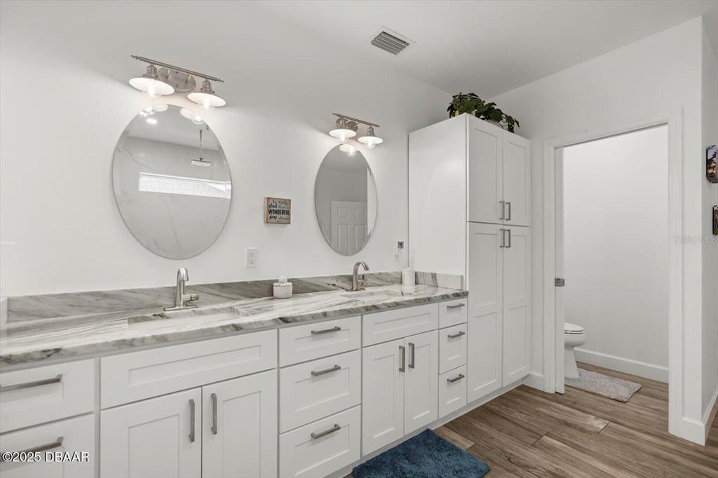 2995 Ragis Road Edgewater, FL 32132 - Photo 22 of 37