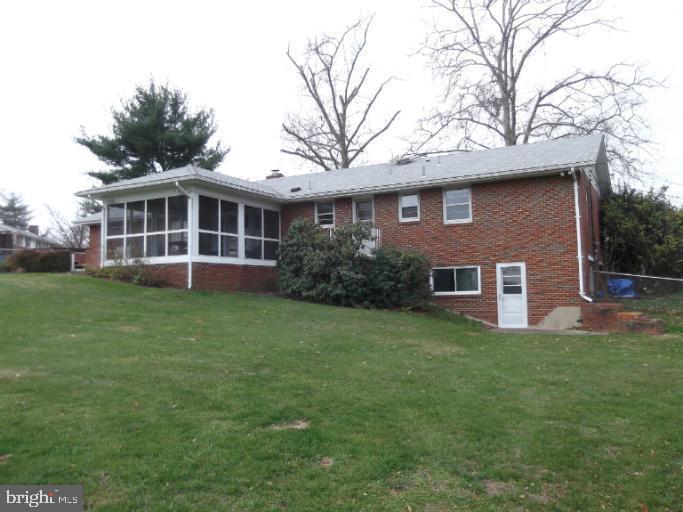 22801 Ridge Road Germantown, MD 20876 - Photo 1 of 1 Gallery Image 1