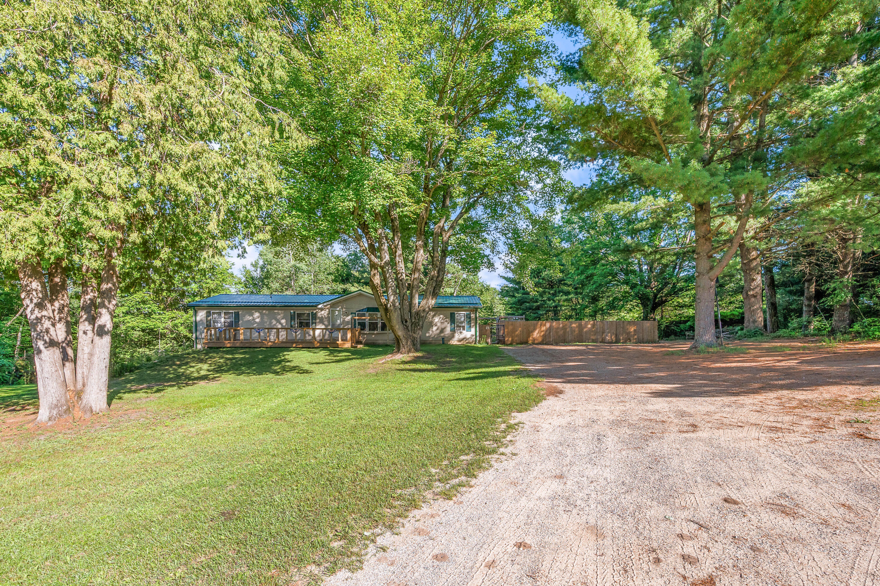 15971 Penesal Road Leroy, MI 49655 - Photo 4 of 34 15971-PenesalRd-Leroy-3