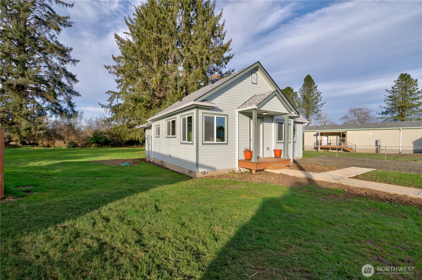 1365 Dolan Street Raymond, WA 98577 - Photo 6 of 26