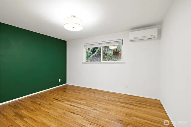 $4,400 | 3831 Letitia Avenue South, Seattle, WA 98118