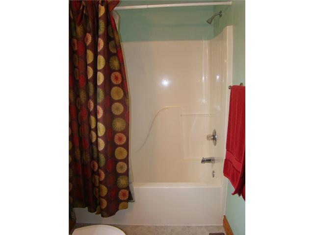 26340 Lepley Road Howard, OH 43028 - Photo 16 of 24 Gallery Image 16
