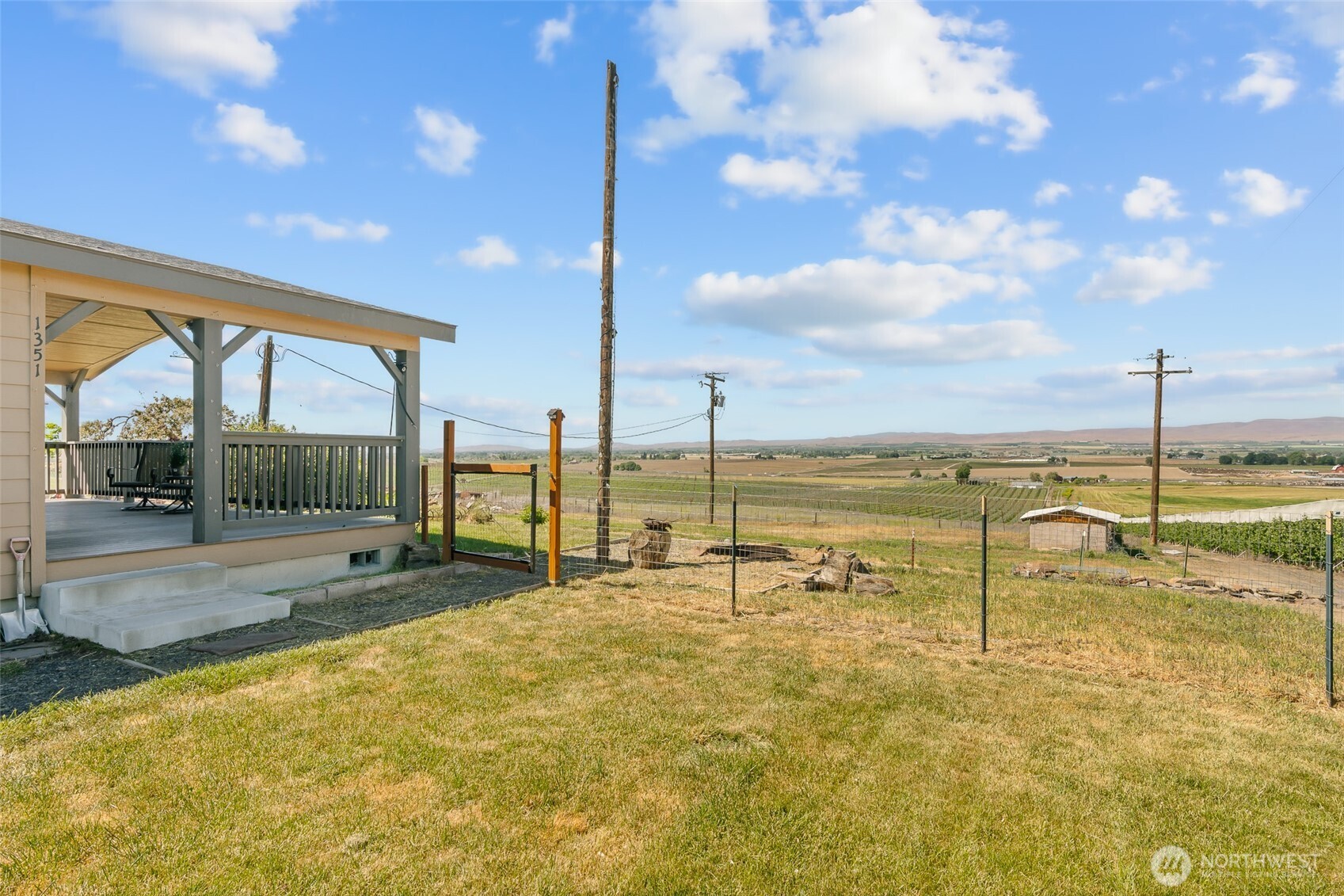 1351 Nass Road Granger, WA 98932 - Photo 4 of 35