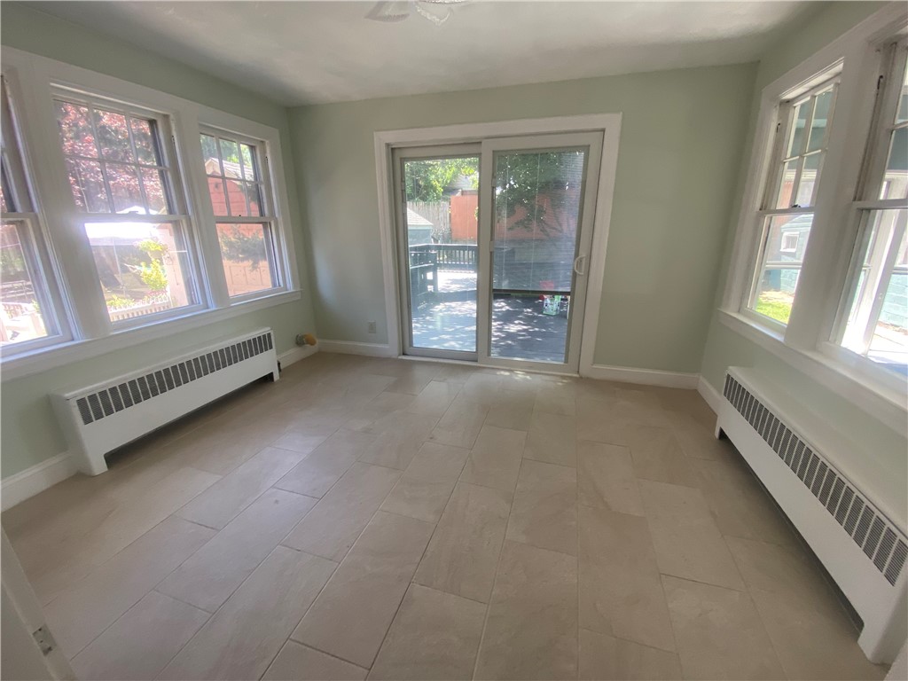 40 Amherst Avenue Pawtucket, RI 02860 - Photo 13 of 26